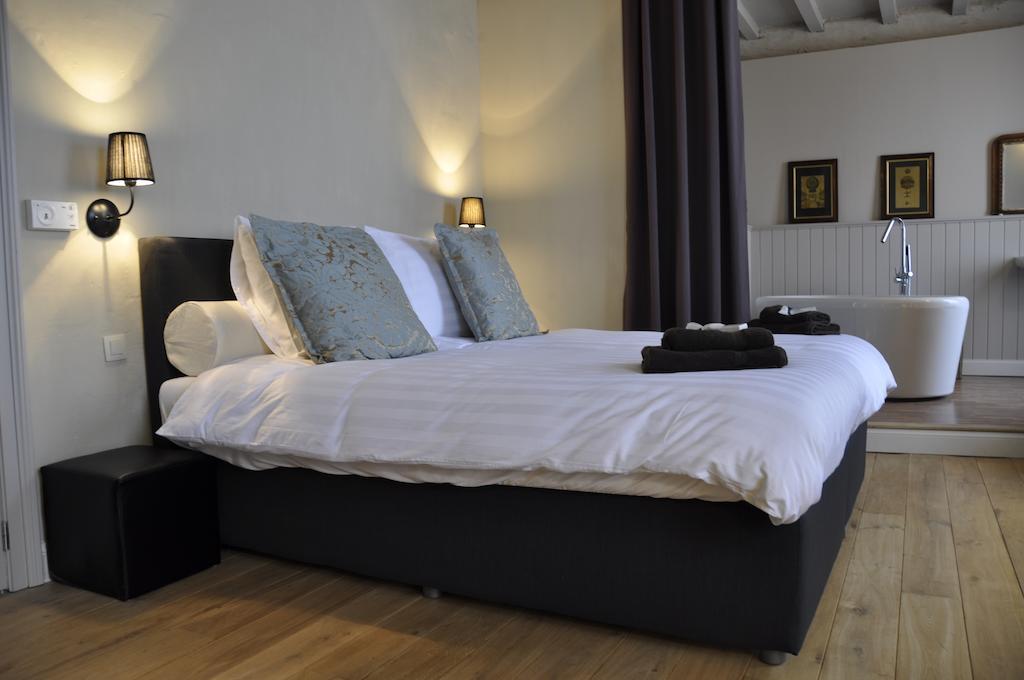 B&B 'T Huys Van Enaeme Oudenaarde Habitación foto
