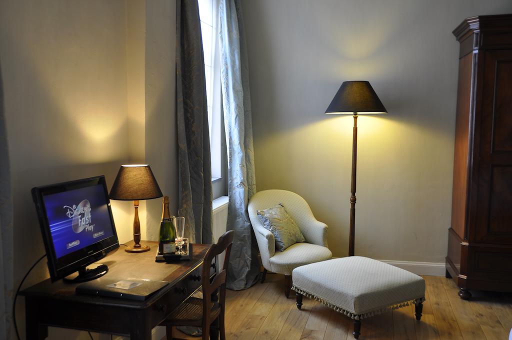 B&B 'T Huys Van Enaeme Oudenaarde Habitación foto