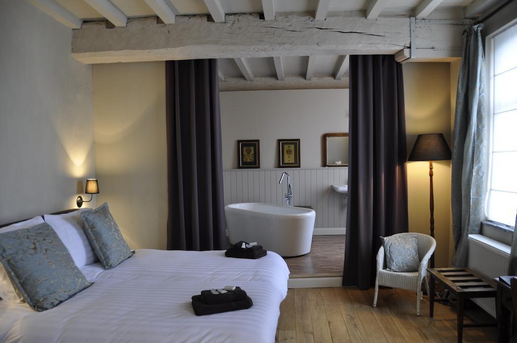 B&B 'T Huys Van Enaeme Oudenaarde Habitación foto